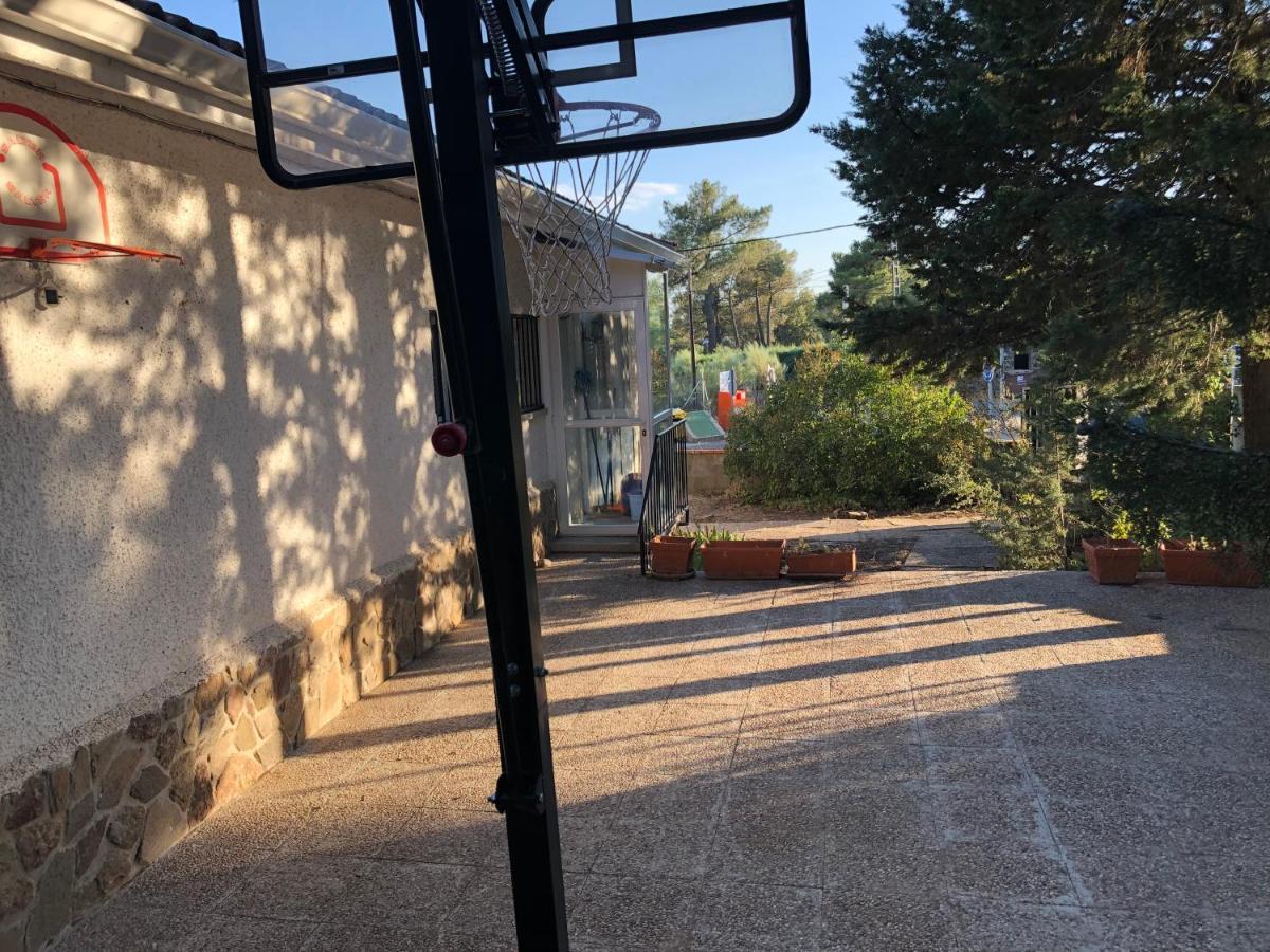 Casa Rural Los Olivos De Robledo De Chavela La Estacion Εξωτερικό φωτογραφία
