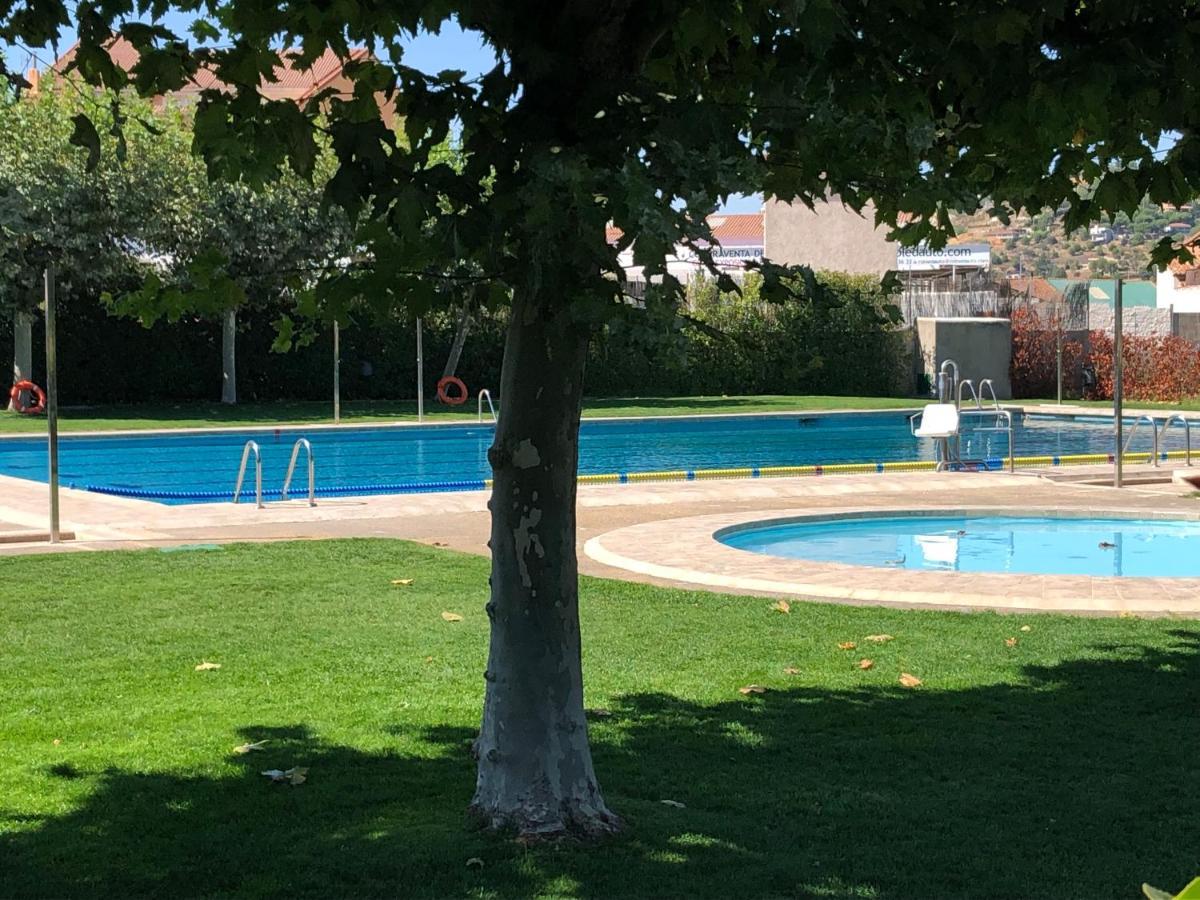 Casa Rural Los Olivos De Robledo De Chavela La Estacion Εξωτερικό φωτογραφία