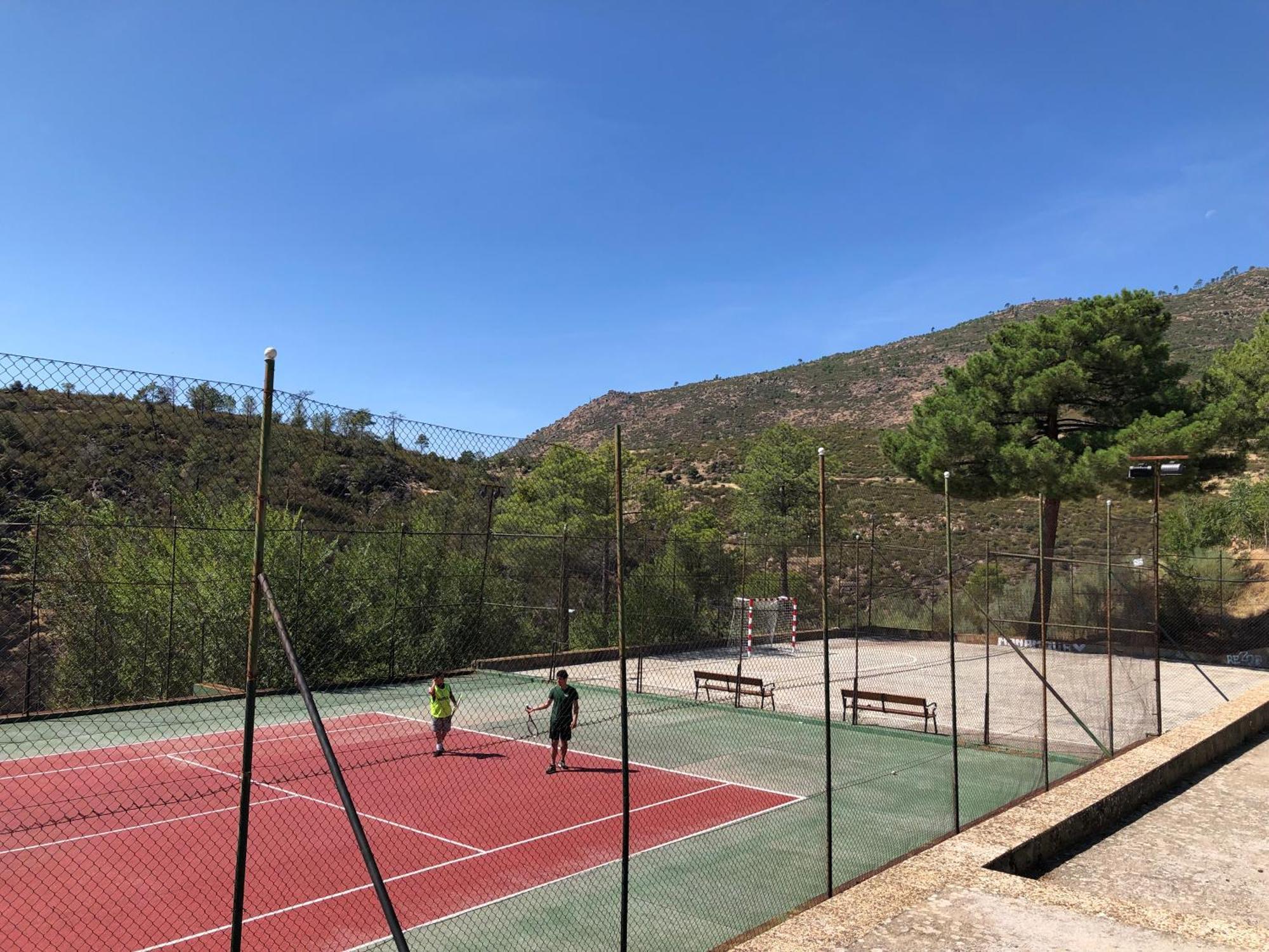 Casa Rural Los Olivos De Robledo De Chavela La Estacion Εξωτερικό φωτογραφία