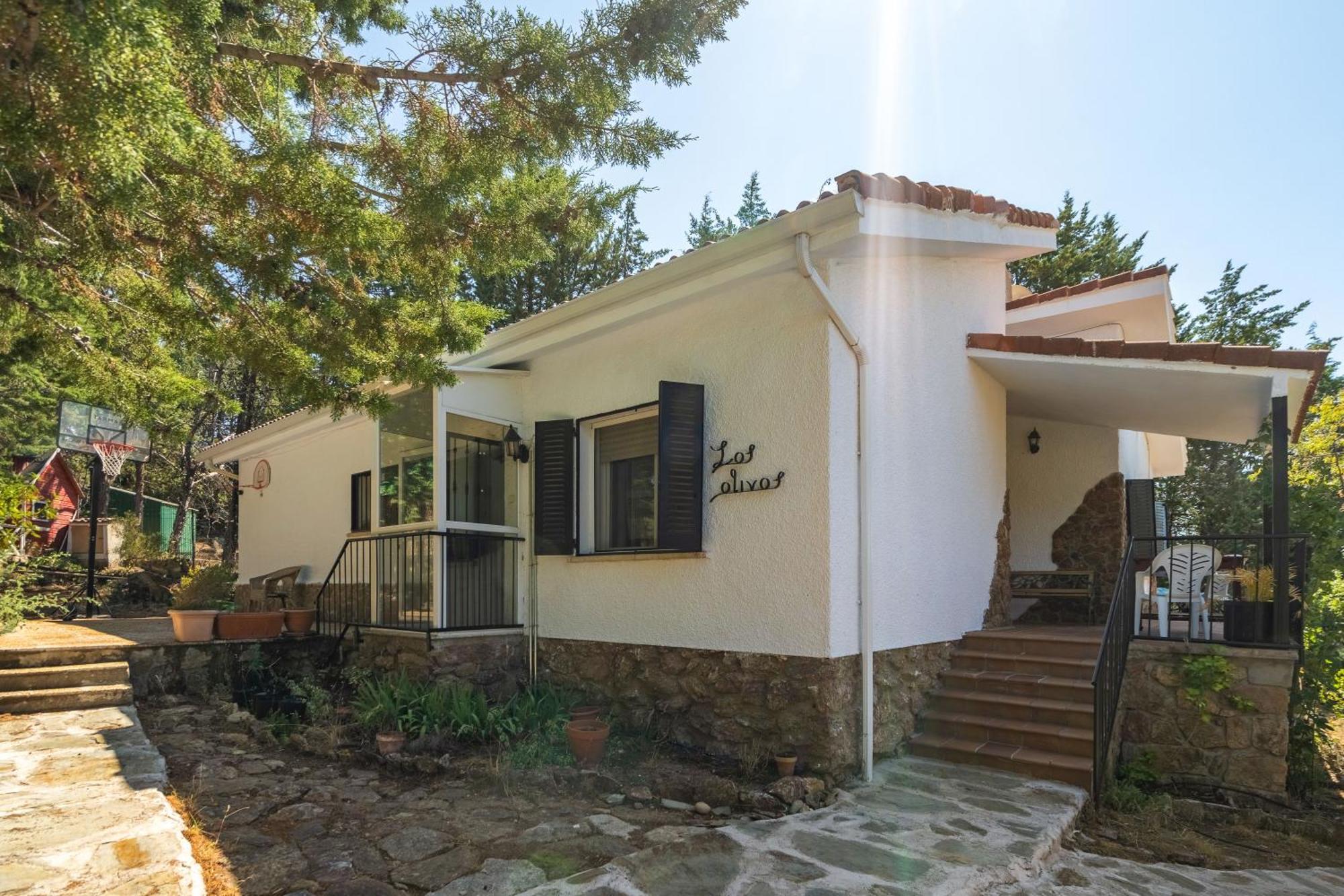 Casa Rural Los Olivos De Robledo De Chavela La Estacion Εξωτερικό φωτογραφία