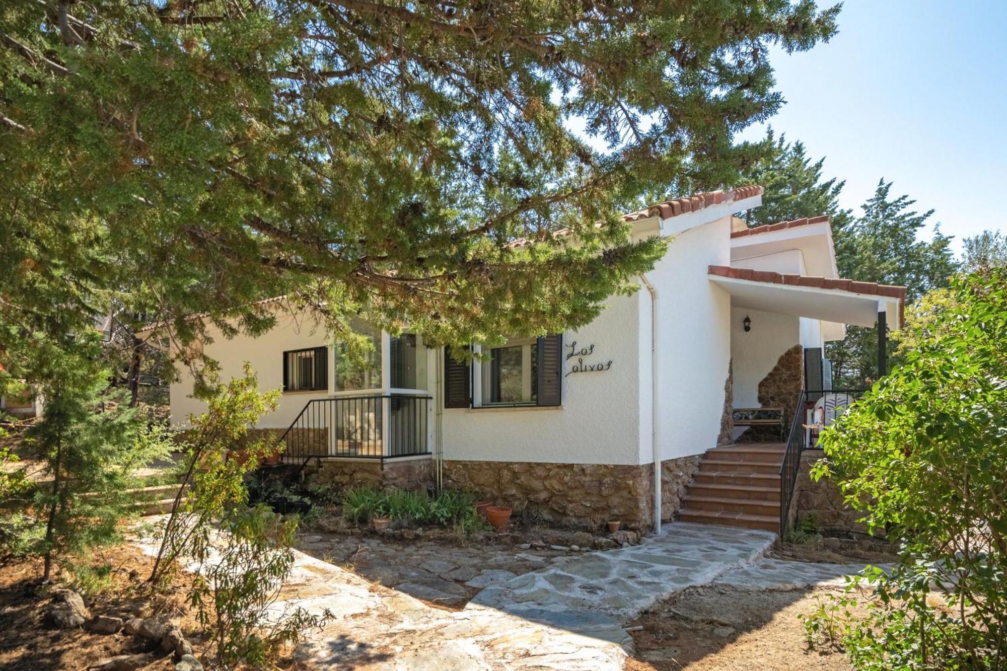 Casa Rural Los Olivos De Robledo De Chavela La Estacion Εξωτερικό φωτογραφία